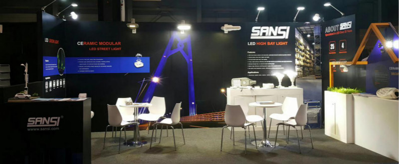 上海三思國際照明展正面展臺(tái)