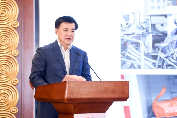 濮韶華-光明乳業股份有限公司董事長