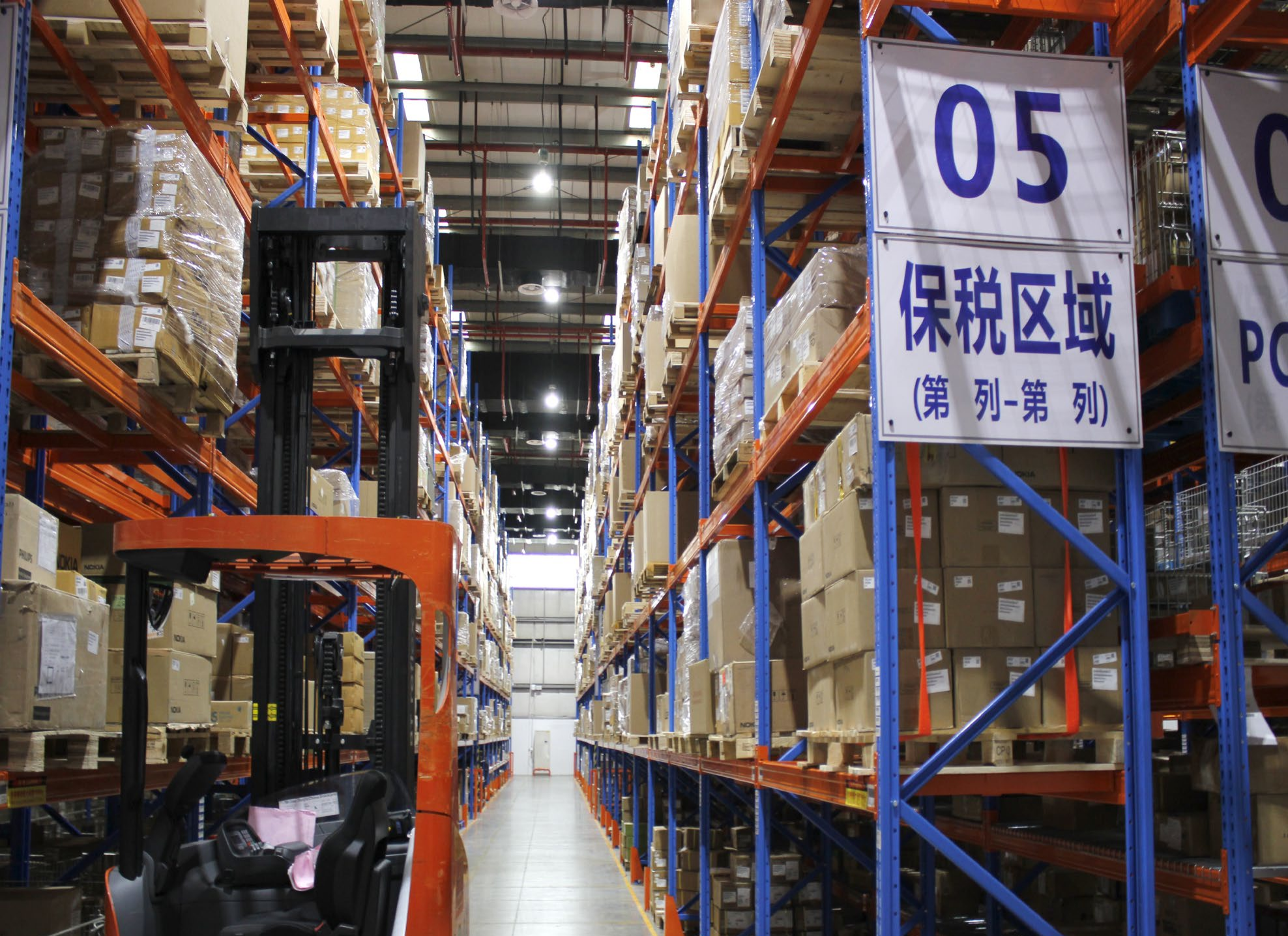 工業(yè)照明,照明設(shè)計(jì),三大核心,安全,節(jié)能,易維護(hù)