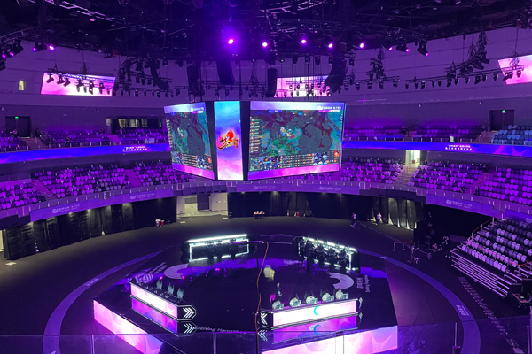 三思,LED戶(hù)外大屏,商業(yè)場(chǎng)景,多維價(jià)值賦能者