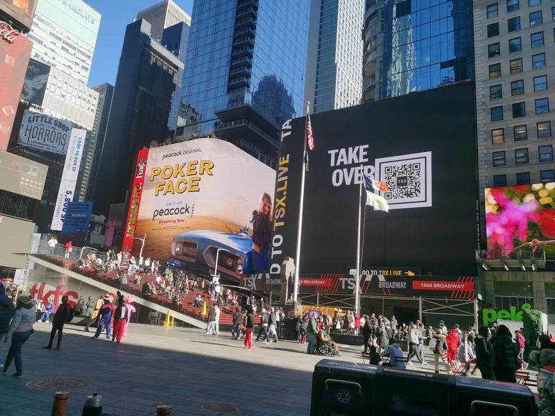 紐約時(shí)代廣場(chǎng),進(jìn)博會(huì),這家,LED全球領(lǐng)軍,民營(yíng)企業(yè),贏的奧秘